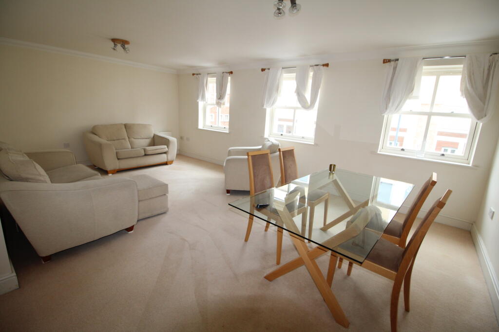 Additional property image - 11 The Corner House, Leamington Spa