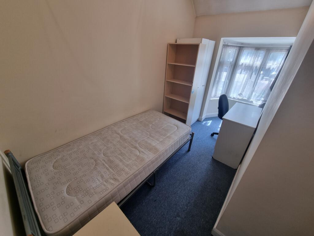 Additional property image - 25 Grosvenor Road, Leamington Spa