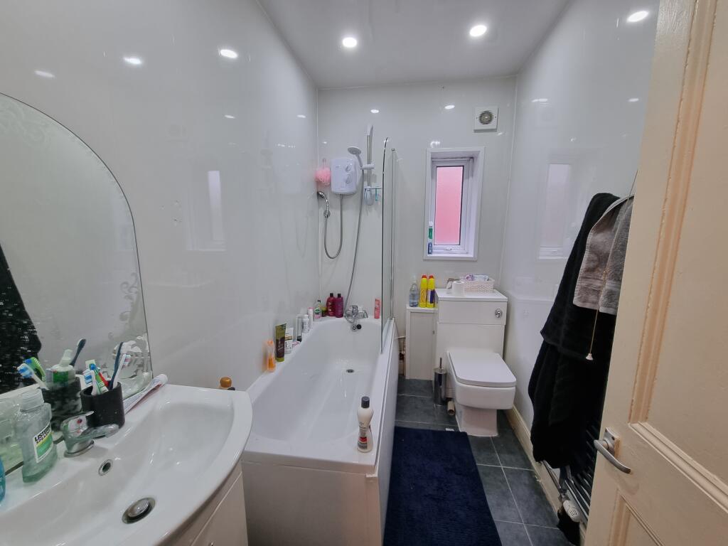 Additional property image - Garden Flat, 63 Avenue Road, Leamington Spa