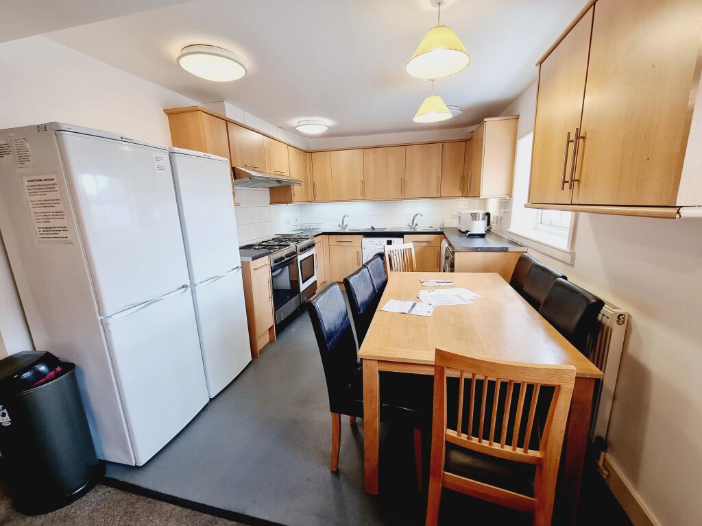 Additional property image - Flat 2, 131-135 Regent Street, Leamington Spa