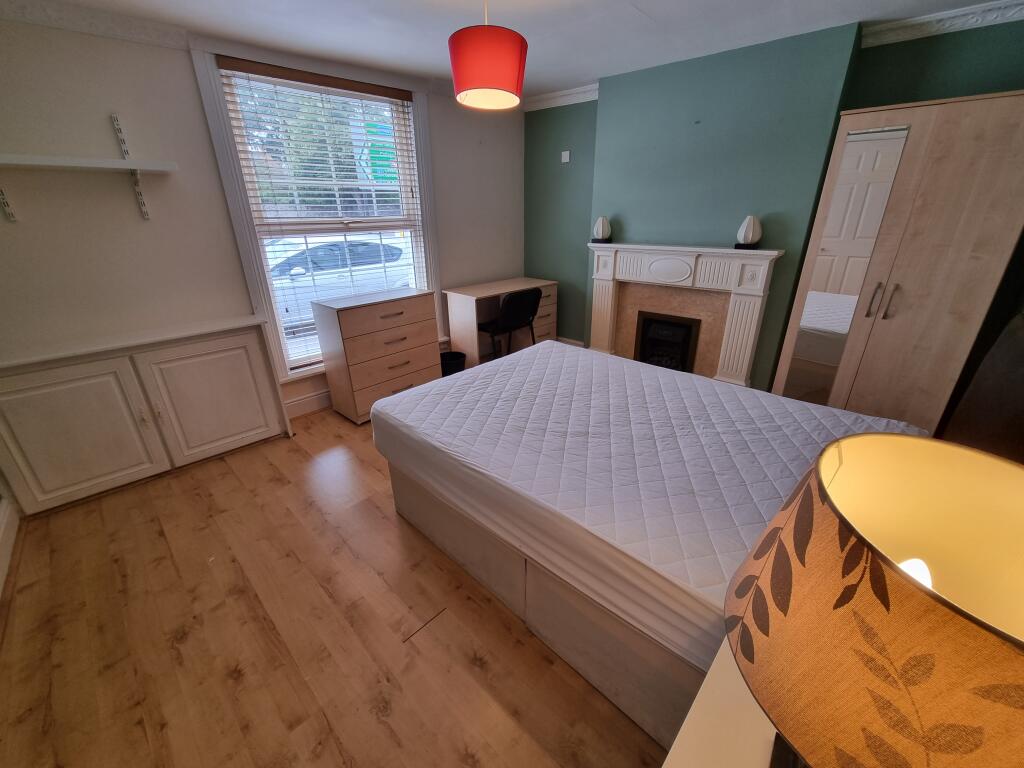 Additional property image - 5 Binswood Street, Leamington, CV32 5RW