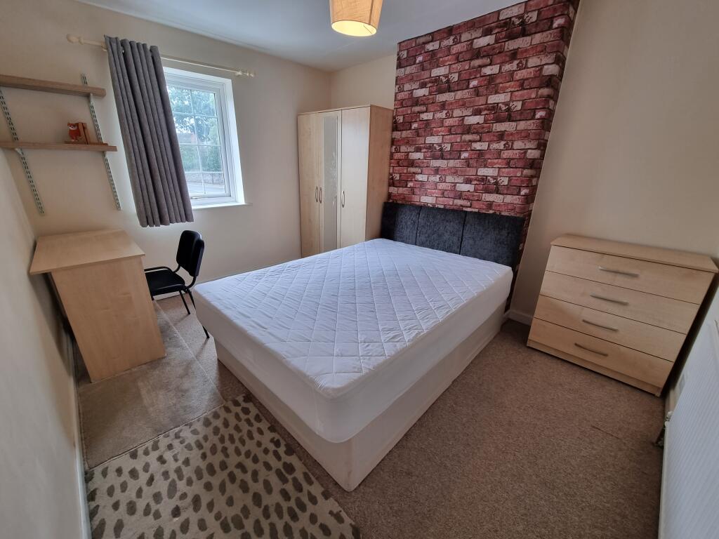 Additional property image - 5 Binswood Street, Leamington, CV32 5RW