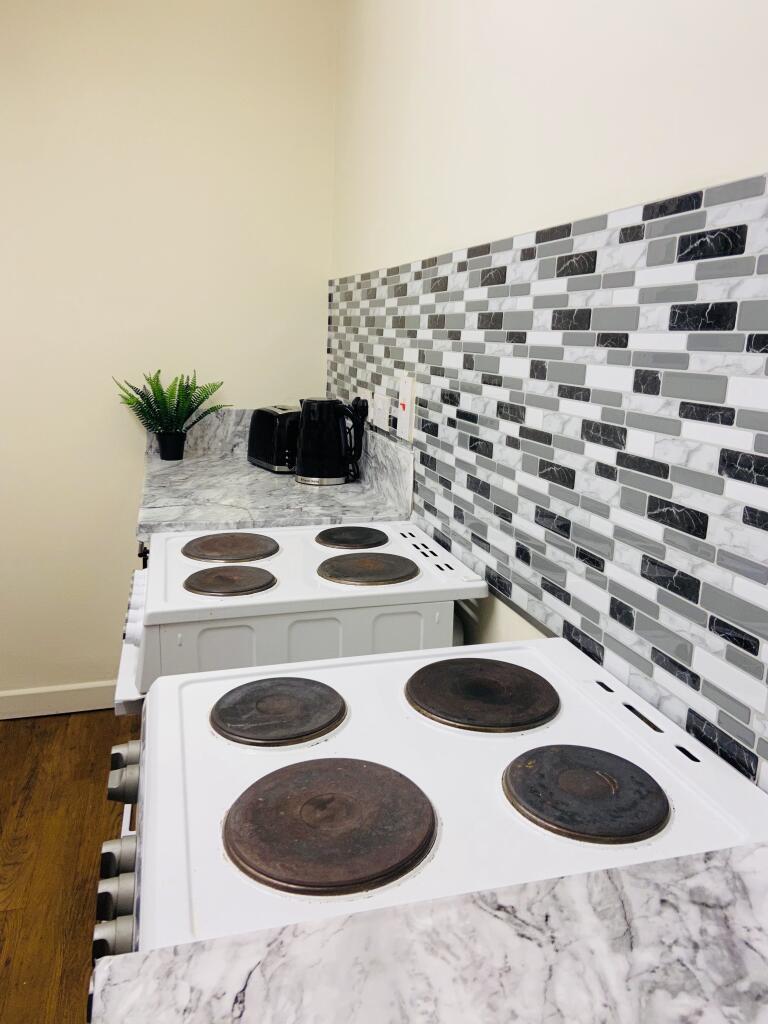 Additional property image - Flat 3, 4a Radford Road, Leamington Spa