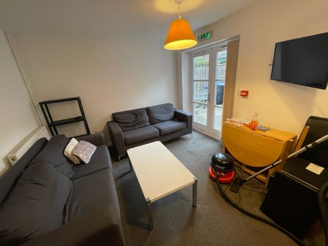 Additional property image - 39b Warwick Street