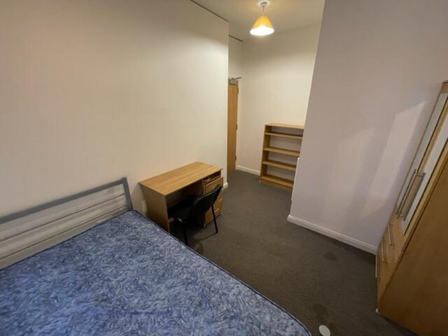 Additional property image - 39b Warwick Street