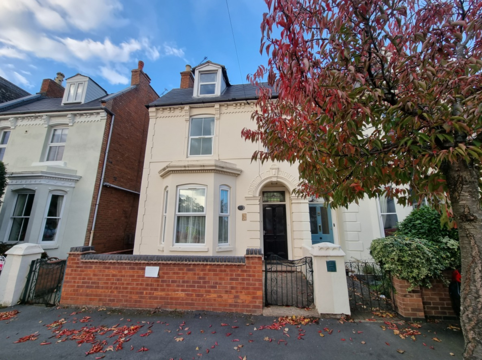 Main image of property: 95 Radford Road, Leamington Spa
