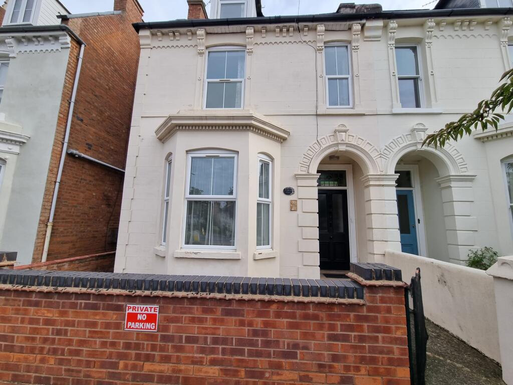 Main image of property: 95 Radford Road, Leamington Spa