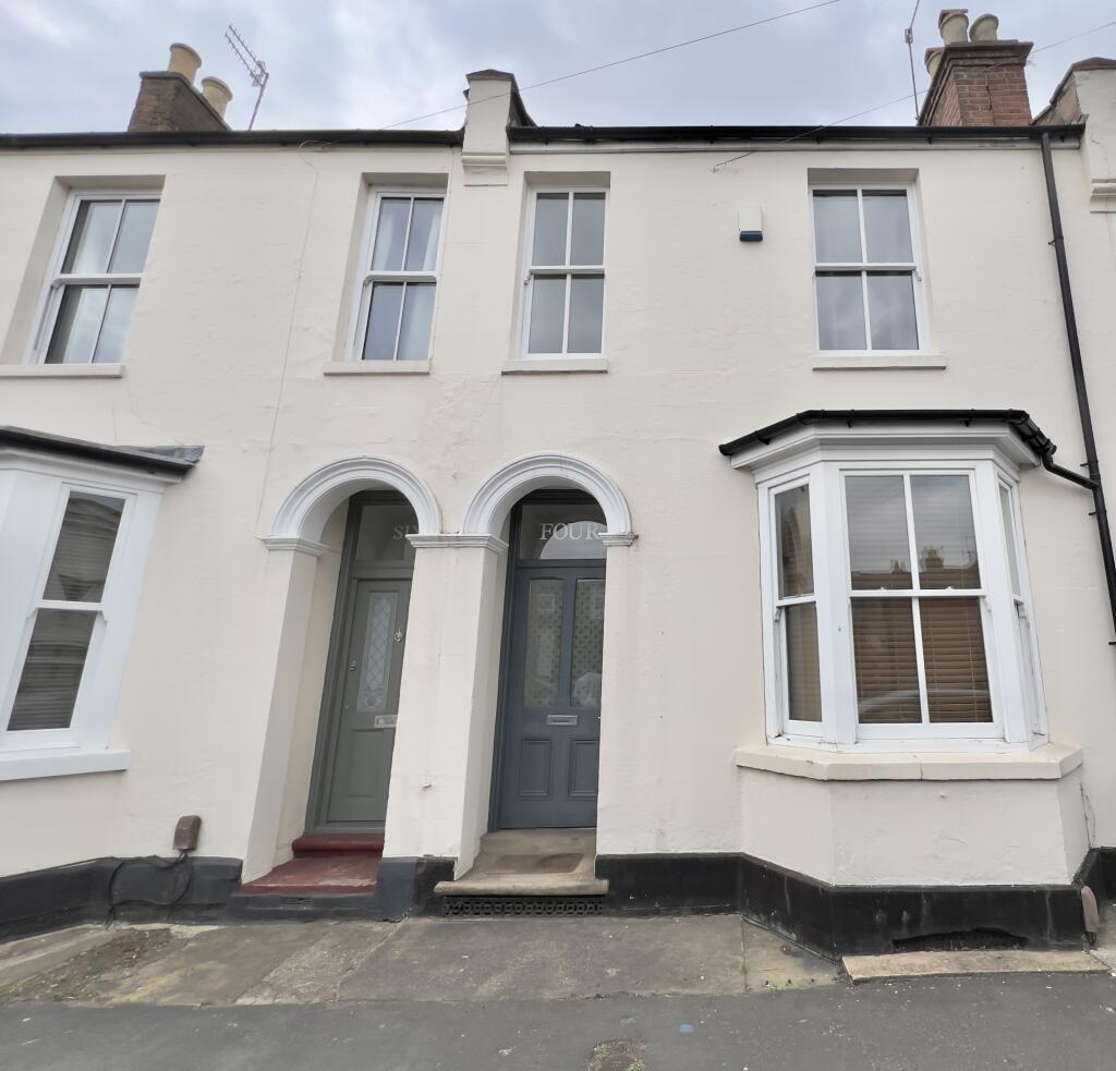 Main image of property: 4 Oxford Street, Leamington Spa