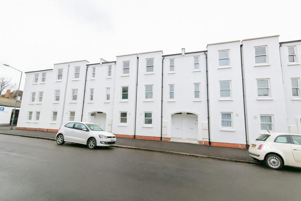 Main image of property: 3 Rai Court, Beauchamp Road, Leamington Spa