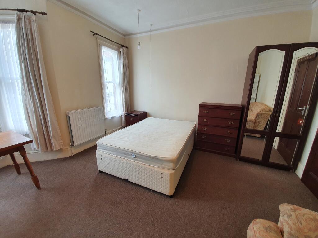 Main image of property: 24 Charlotte Street, Leamington Spa