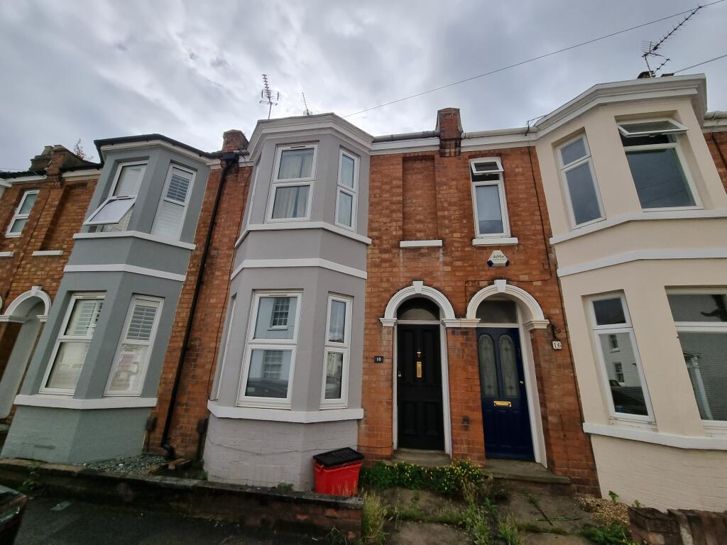Main image of property: 18 Plymouth Place, Leamington Spa
