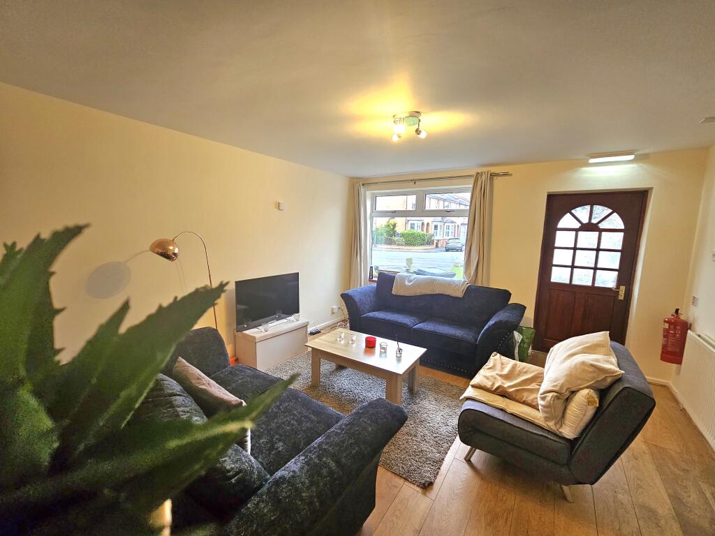 Main image of property: 15 Campion Road, Leamington Spa