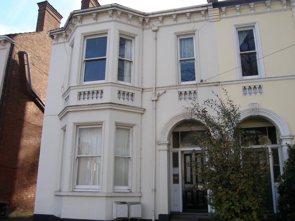 Main image of property: Garden Flat, 63 Avenue Road, Leamington Spa