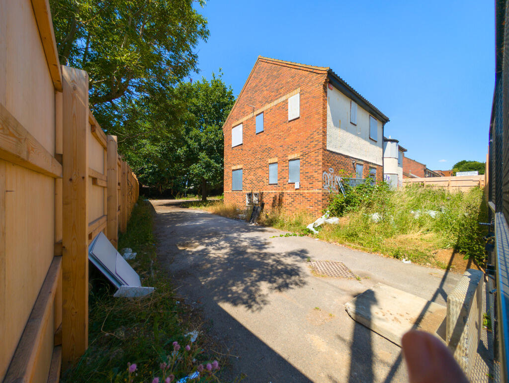 Main image of property: Elstree House, 39 Theobald Street, Borehamwood, Hertfordshire, WD6