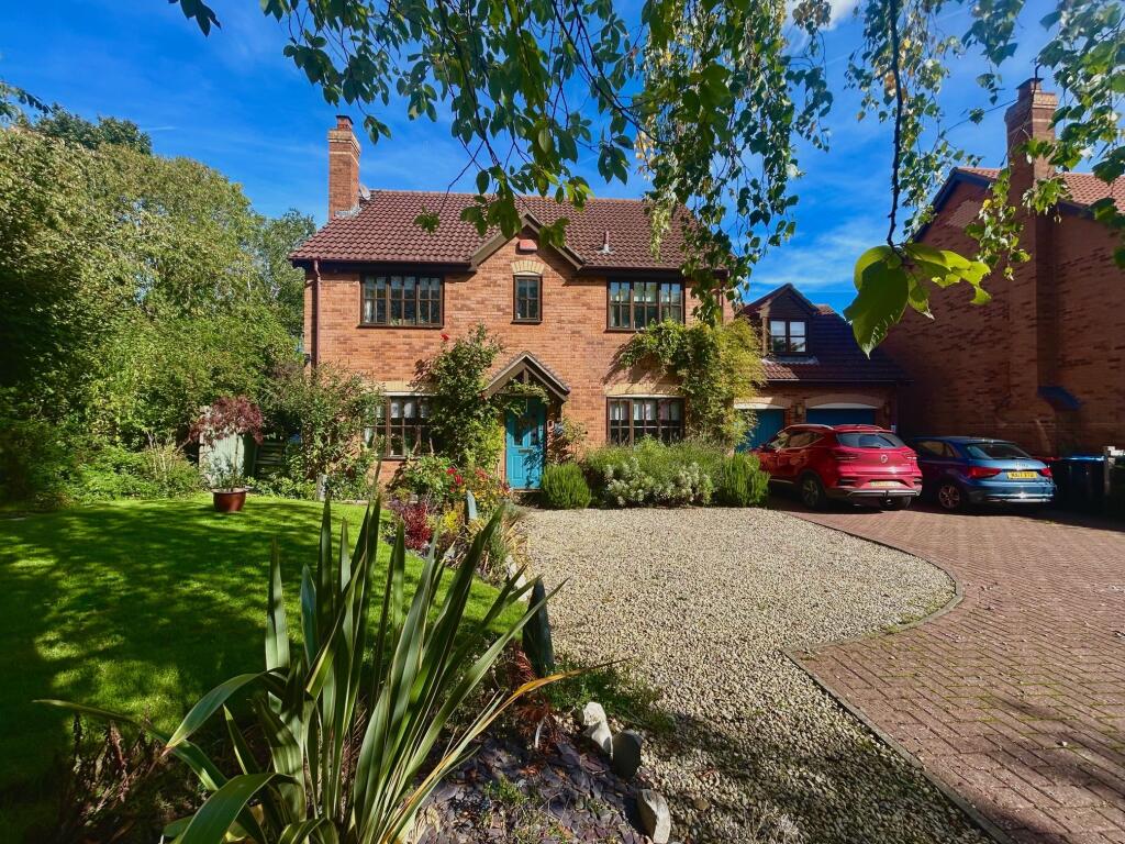 Main image of property: Emerson Valley MK4, Milton Keynes