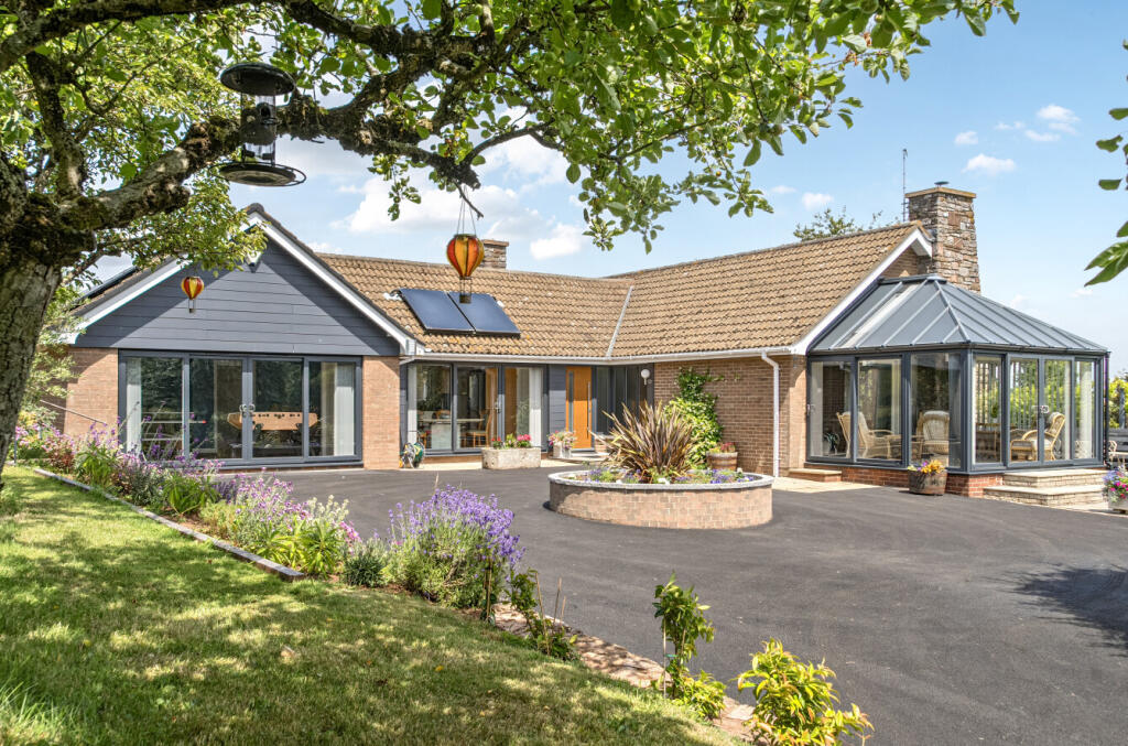 Main image of property: Kennford, Exeter, Devon