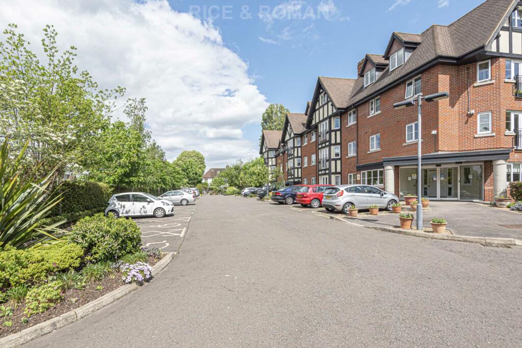2 bedroom retirement property for sale in Hinchley Manor, Manor Road