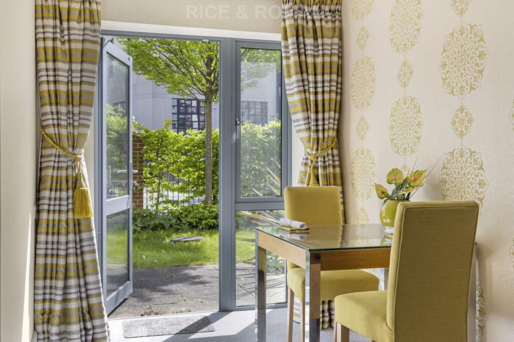 1 bedroom retirement property for sale in Elles House, Wallington, SM6