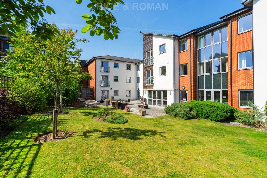 Main image of property: Kings Place, Fleet