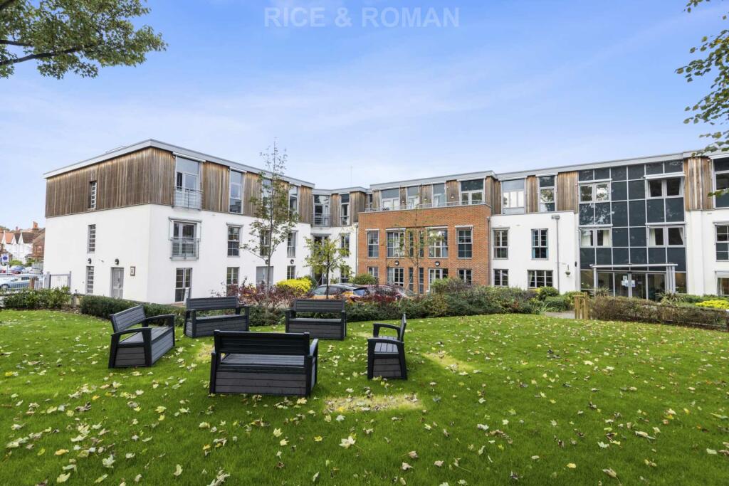 1 bedroom retirement property for sale in Liberty House, Raynes Park, SW20