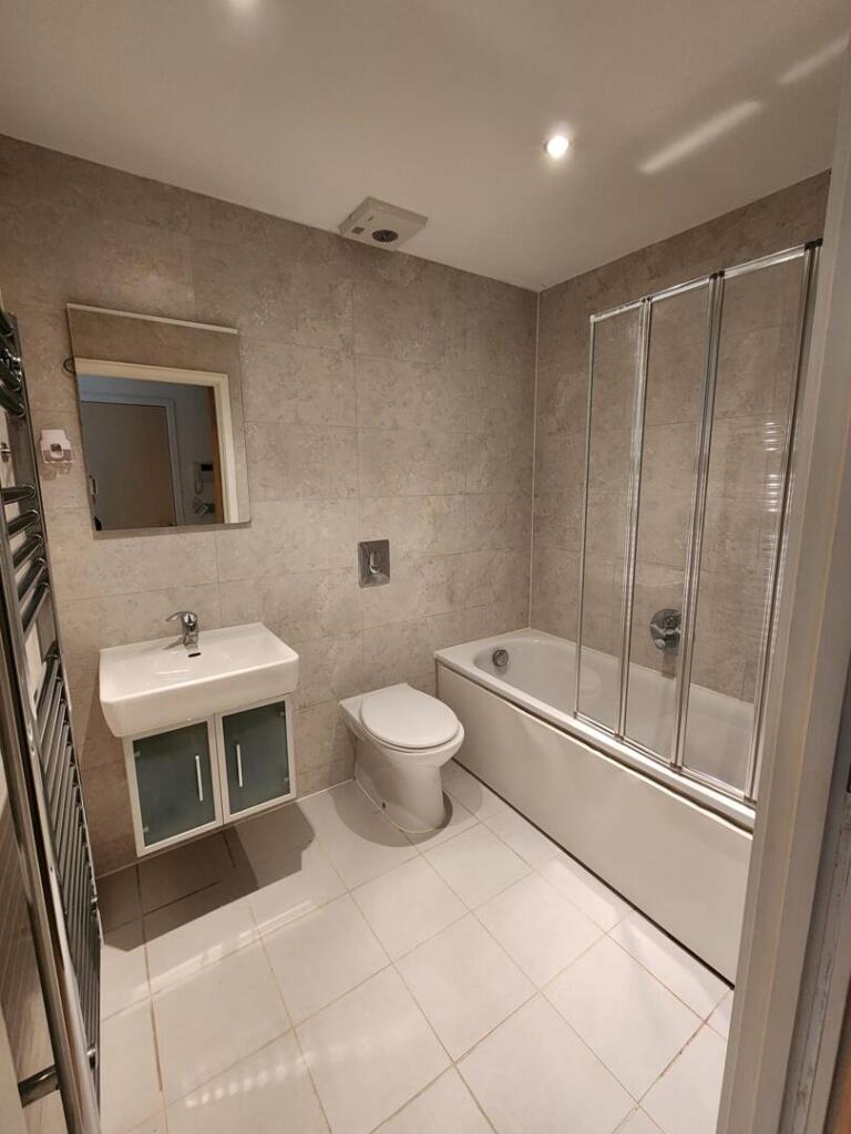 Main image of property: Western Gateway, London