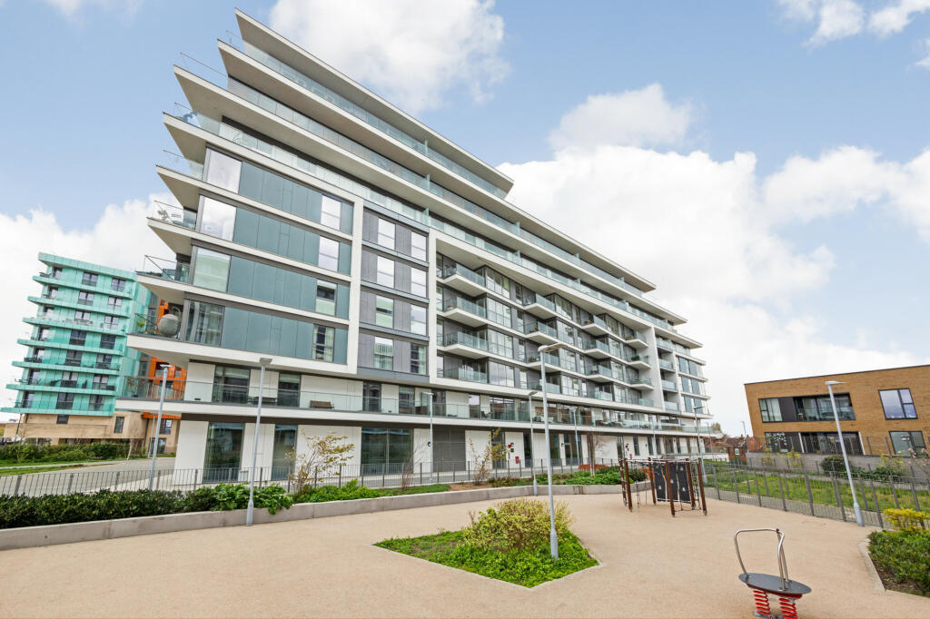 3 bedroom apartment for rent in Great Eastern Court, 2 Springham Walk, Greenwich, SE10