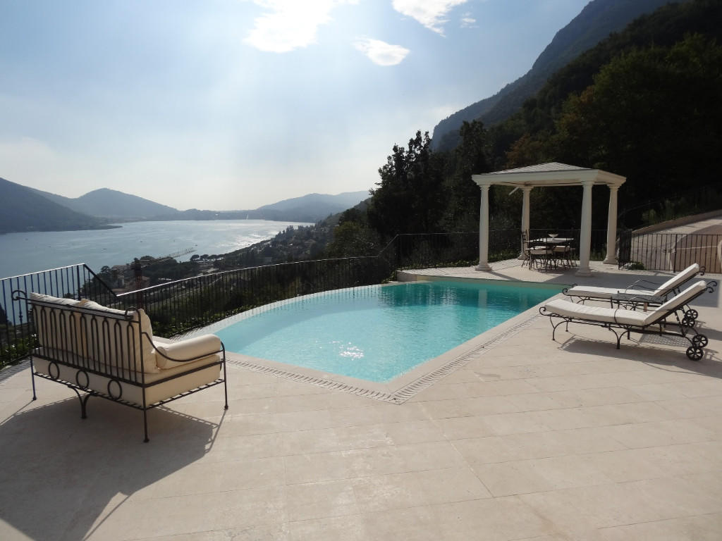 4 bedroom villa for sale in Sarnico, Bergamo, Lombardy, Italy