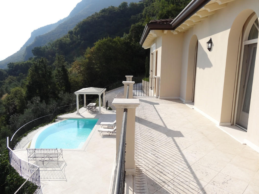 4 bedroom villa for sale in Sarnico, Bergamo, Lombardy, Italy