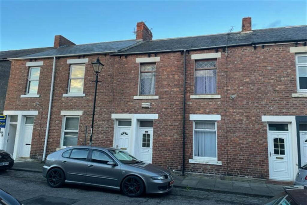 5 bedroom flat for sale in Russell Street, Jarrow, NE32