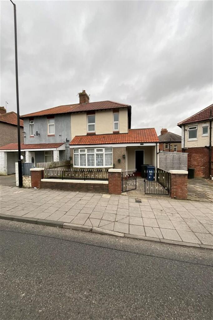 2 bedroom end of terrace house for sale in Ponteland Road, Cowgate, NE5