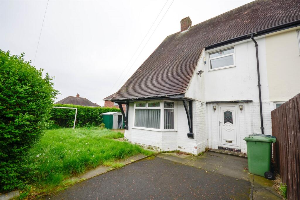 2 bedroom link detached house for sale in Pembroke Avenue, Birtley, DH3