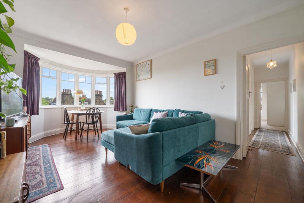 Main image of property: Granville Road, N4 4EP
