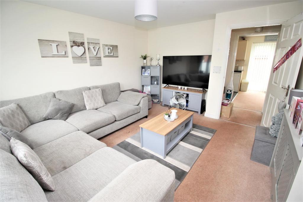 3 bedroom semidetached house for sale in Horsecroft Way, Tilehurst