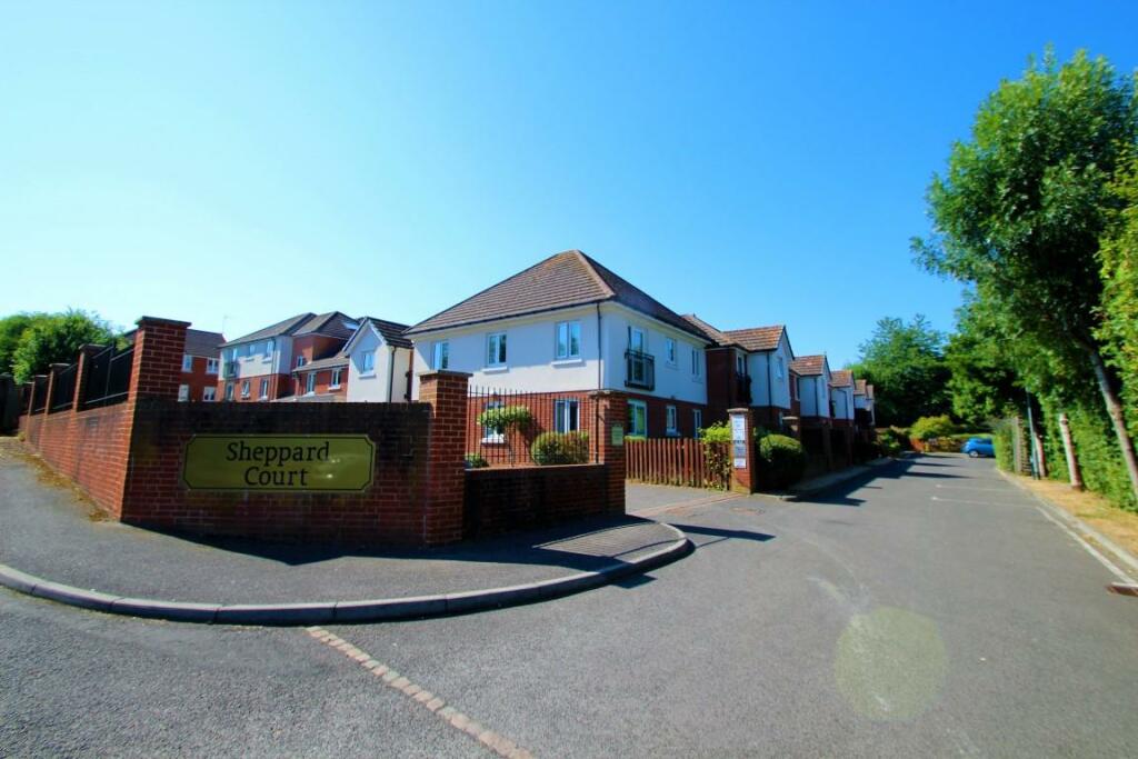 1 bedroom retirement property for sale in Sheppard Court, Tilehurst