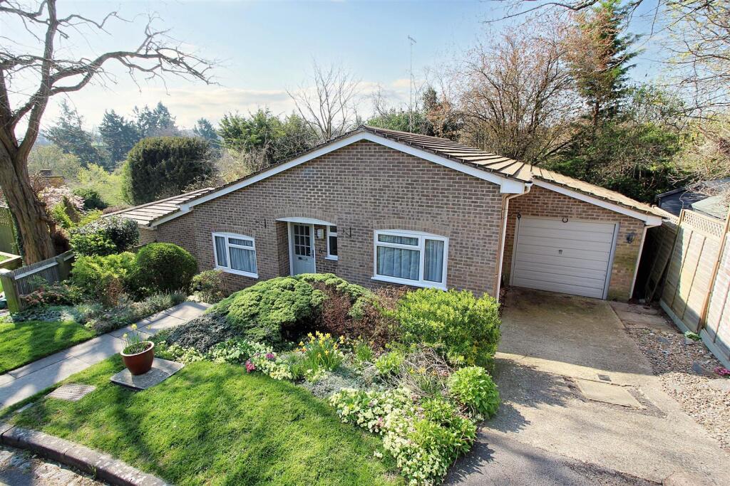 Main image of property: Edenhall Close, Tilehurst, Reading