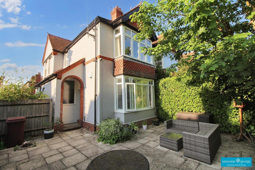 Main image of property: Tilehurst Road, Reading