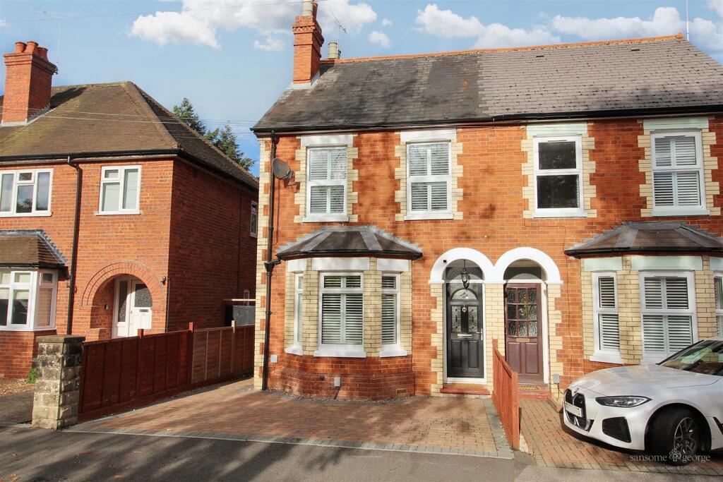 Main image of property: Recreation Road, Tilehurst, Reading