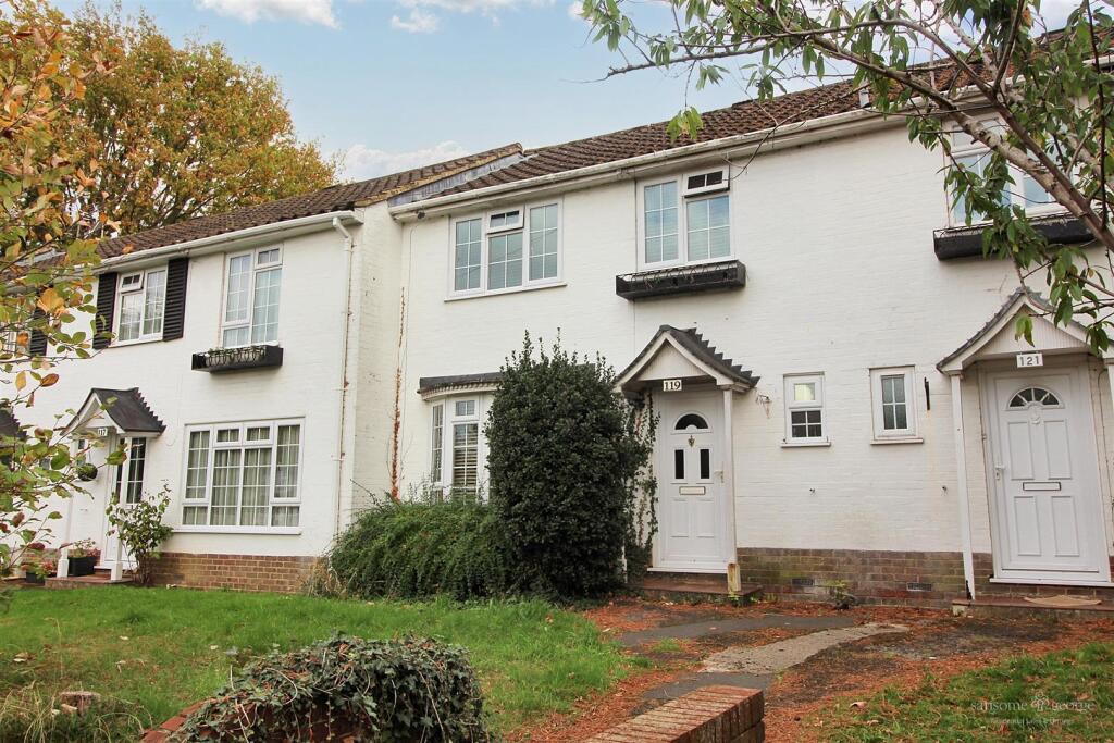 Main image of property: Grovelands Road, Reading