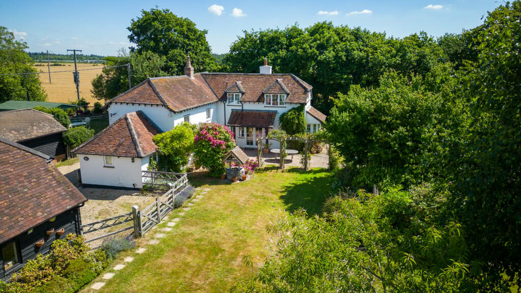 3 bedroom detached house for sale in Main Road, East Boldre