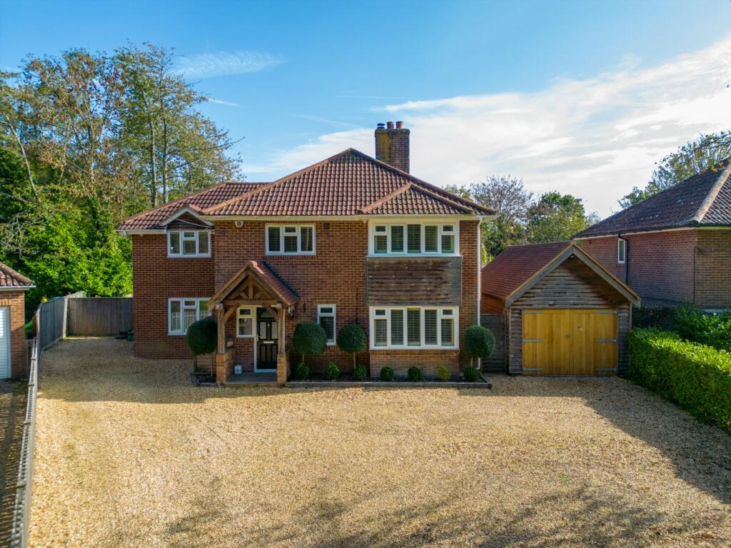 4 bedroom detached house for sale in Boldre Lane, Boldre, Lymington, SO41