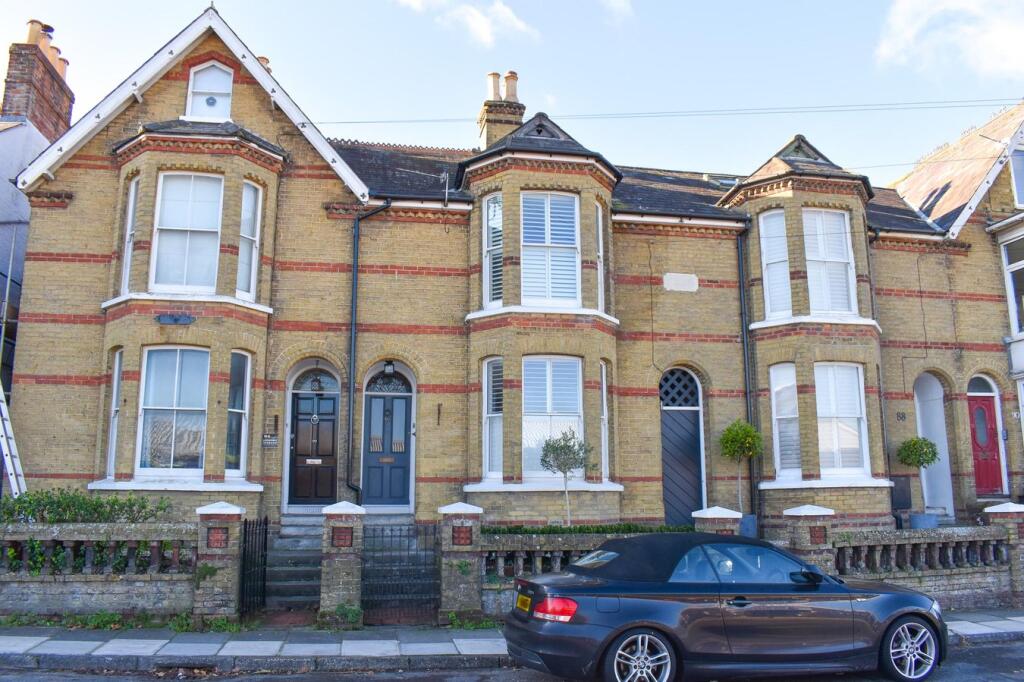 Main image of property: Gosport Street, Lymington, SO41