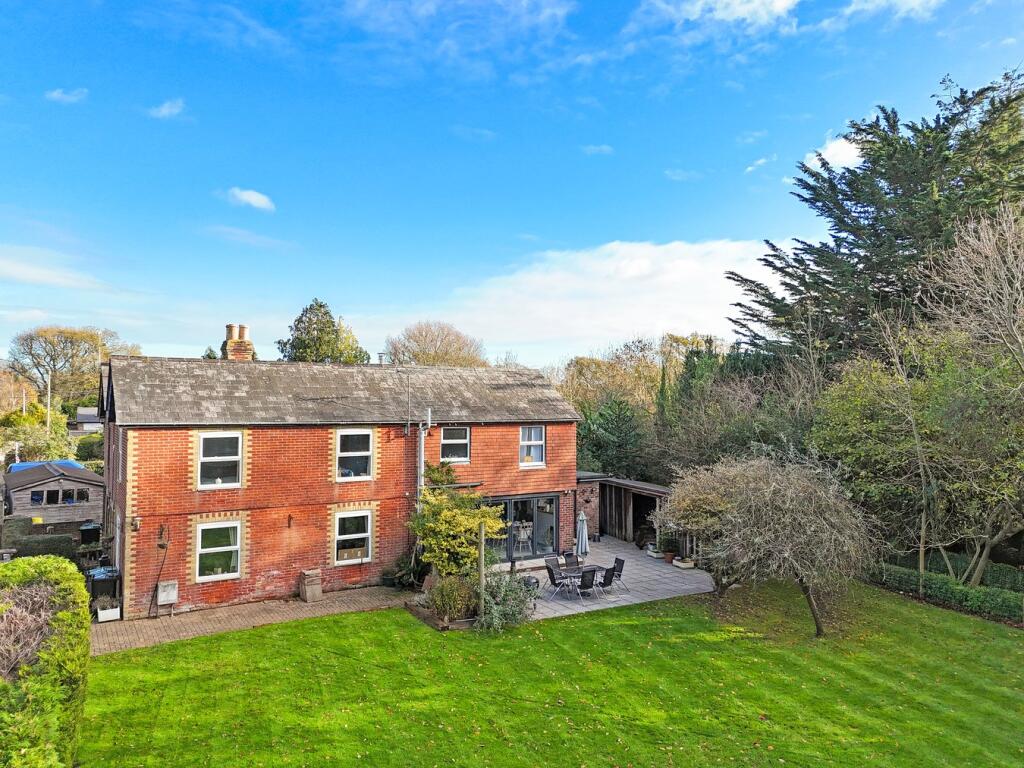 Main image of property: Lucky Lane, Pilley, Lymington, SO41