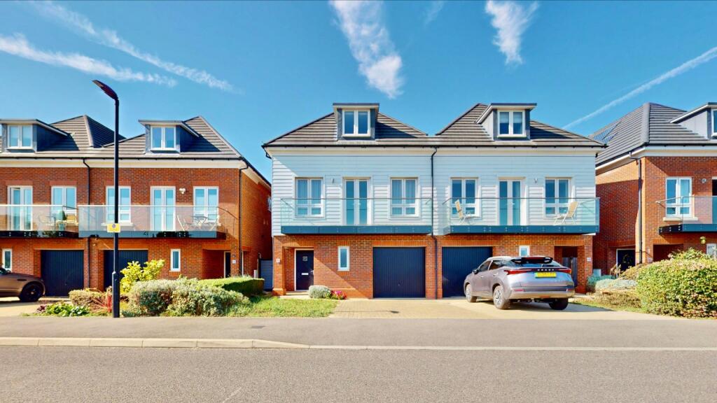 Main image of property: Holland Garden, London, SE9