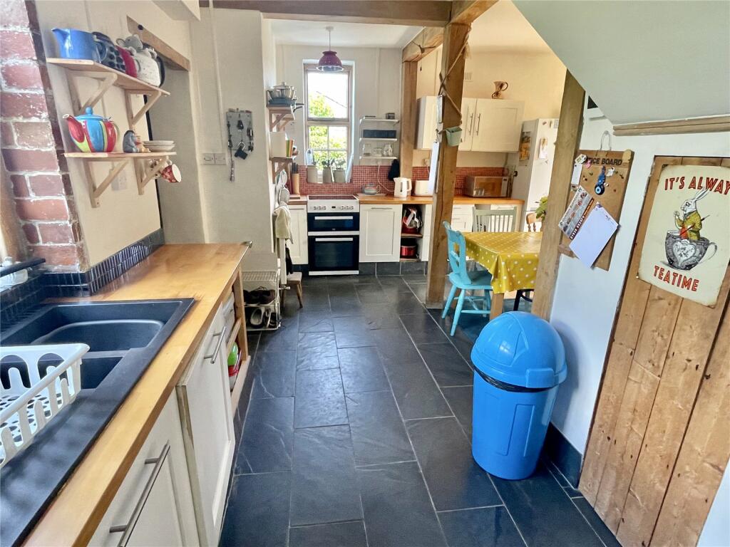 3 bedroom detached house for sale in Pont Robert, Meifod, Powys, SY22
