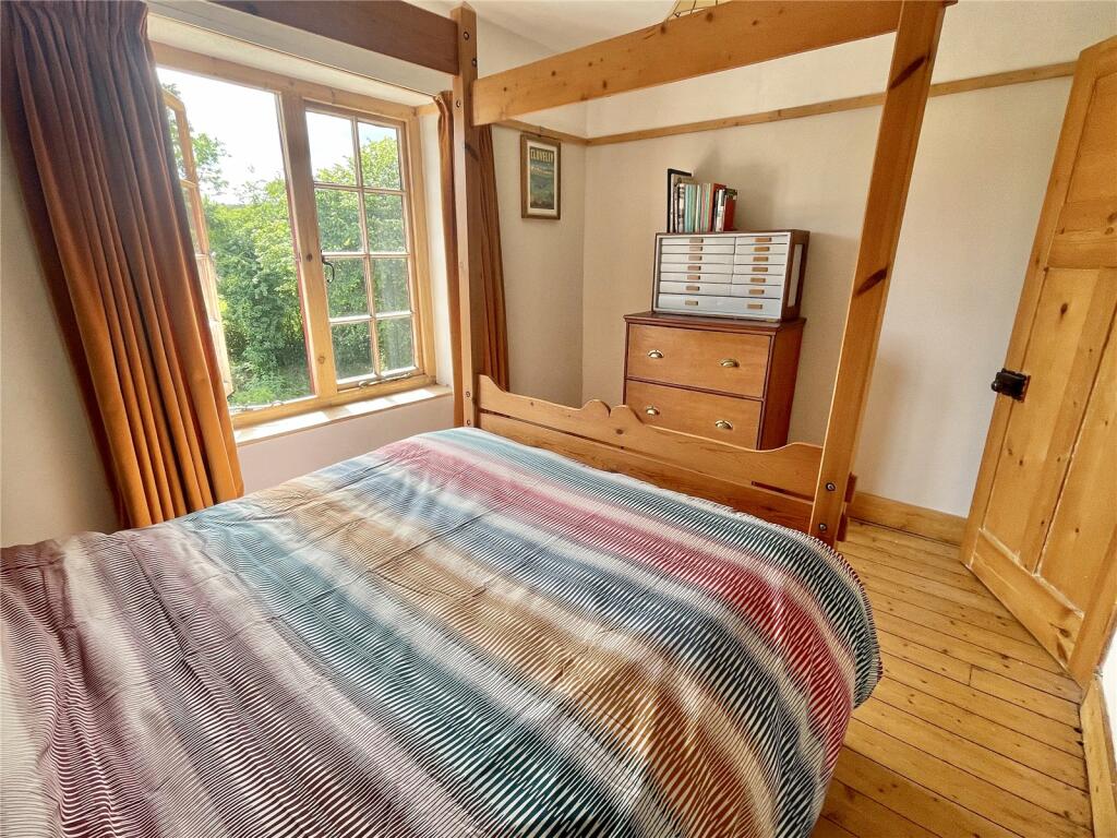 3 bedroom detached house for sale in Pont Robert, Meifod, Powys, SY22