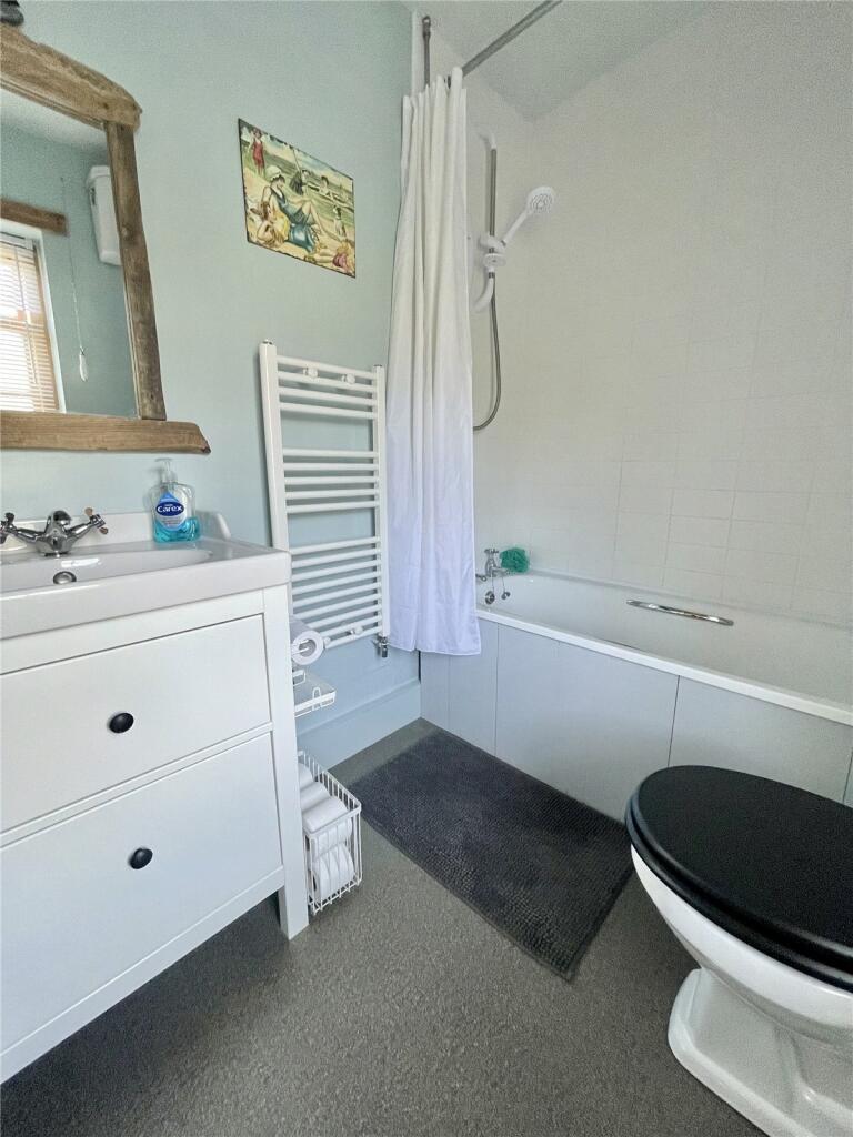 3 bedroom detached house for sale in Pont Robert, Meifod, Powys, SY22