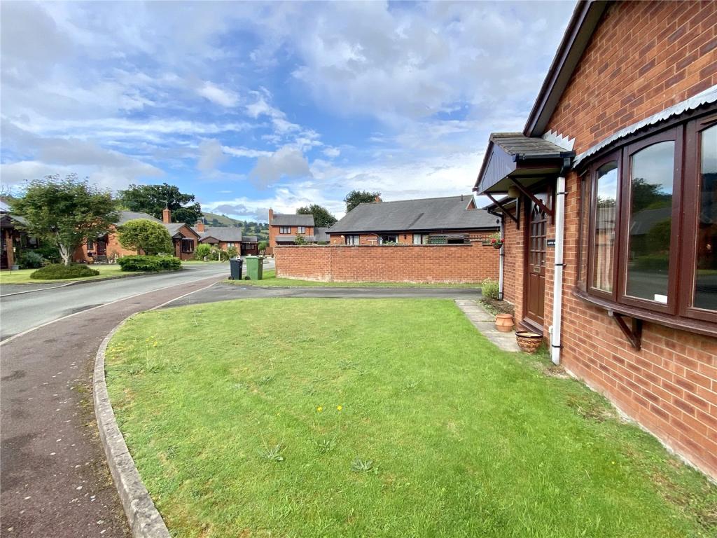 3 bedroom bungalow for sale in Pen Y Maes, Llanfechain, Powys, SY22