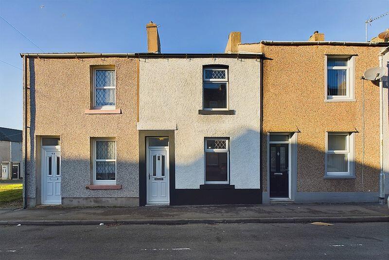 2 bedroom terraced house for sale in Lonsdale Street, Workington, CA14
