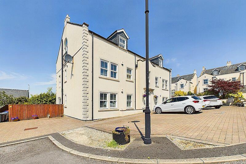 2 bedroom flat for sale in Garlieston Court, Whitehaven, CA28