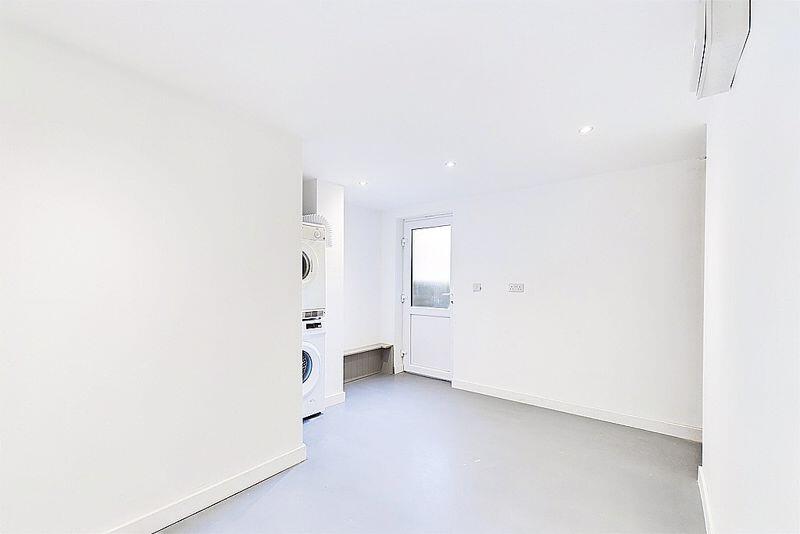 Additional property image - Corporation Road